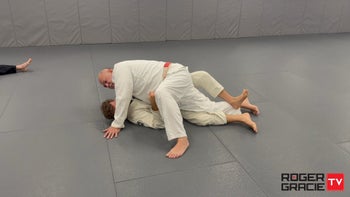 Mauricio Gomes: Half Guard Pass Details