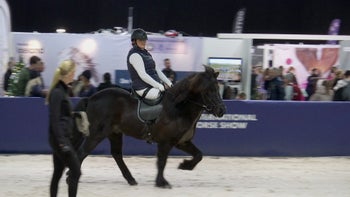 Från paradressyr till islandshäst - clinic med Felicia Grimmenhag och Elsa Teverud