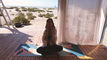 Routine massage visage pour ramener du glow