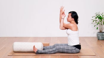 Sleep well bedtime Yin, acupressure and massage