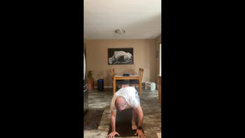Vinyasa Flow EXPRESS class with Martin - 205