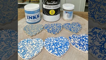 Mixing Ceramic Printing Inks