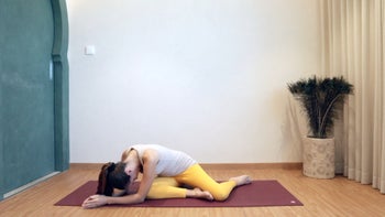 Solar Plexus Chakra Cleanse ✨ Yin Yoga Stretches