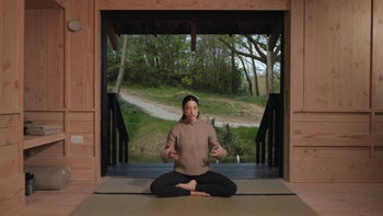 Solis | A meditation to welcome in your surroundings