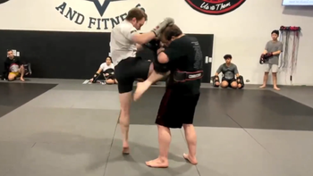 Pressure Knee Fighting - Muay Thai with Shane Fazen 5-4-2026