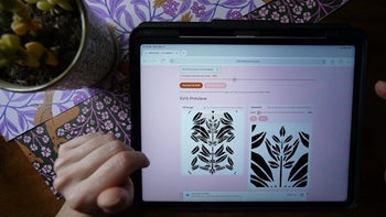 Creating an SEO-Driven Wallpaper Pattern