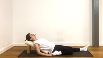 Sonntagsyoga (mit Yoga Nidra)
