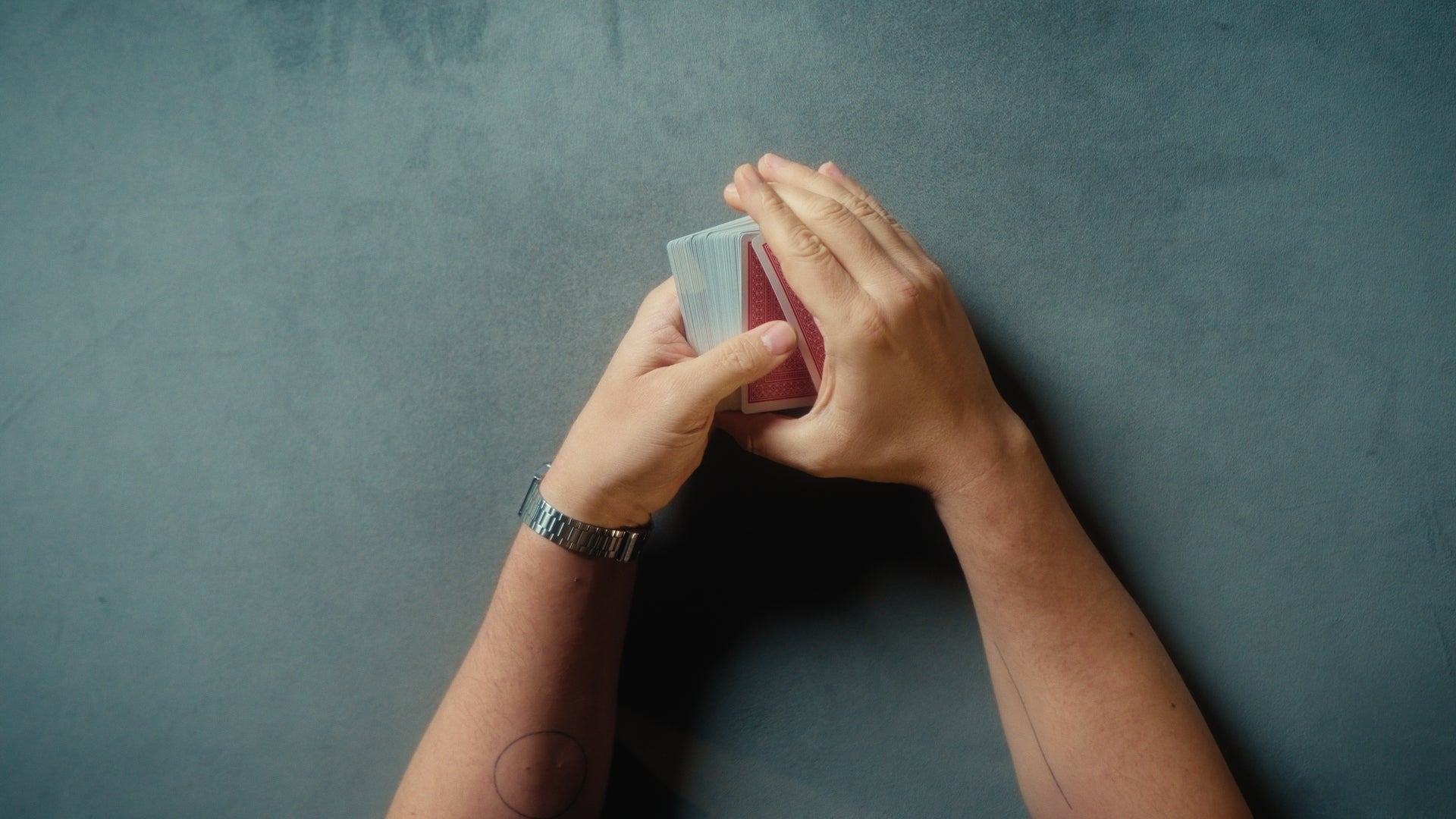 530. Two-Handed Top Palm