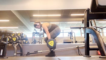 Training beyond injuries: Bad man behind the back deadlifts with heels down