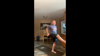 Vinyasa Flow EXPRESS class with Martin - 208