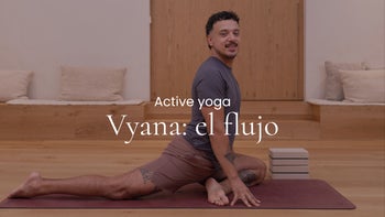 Vyana: el flujo. Vinyasa con Arturo