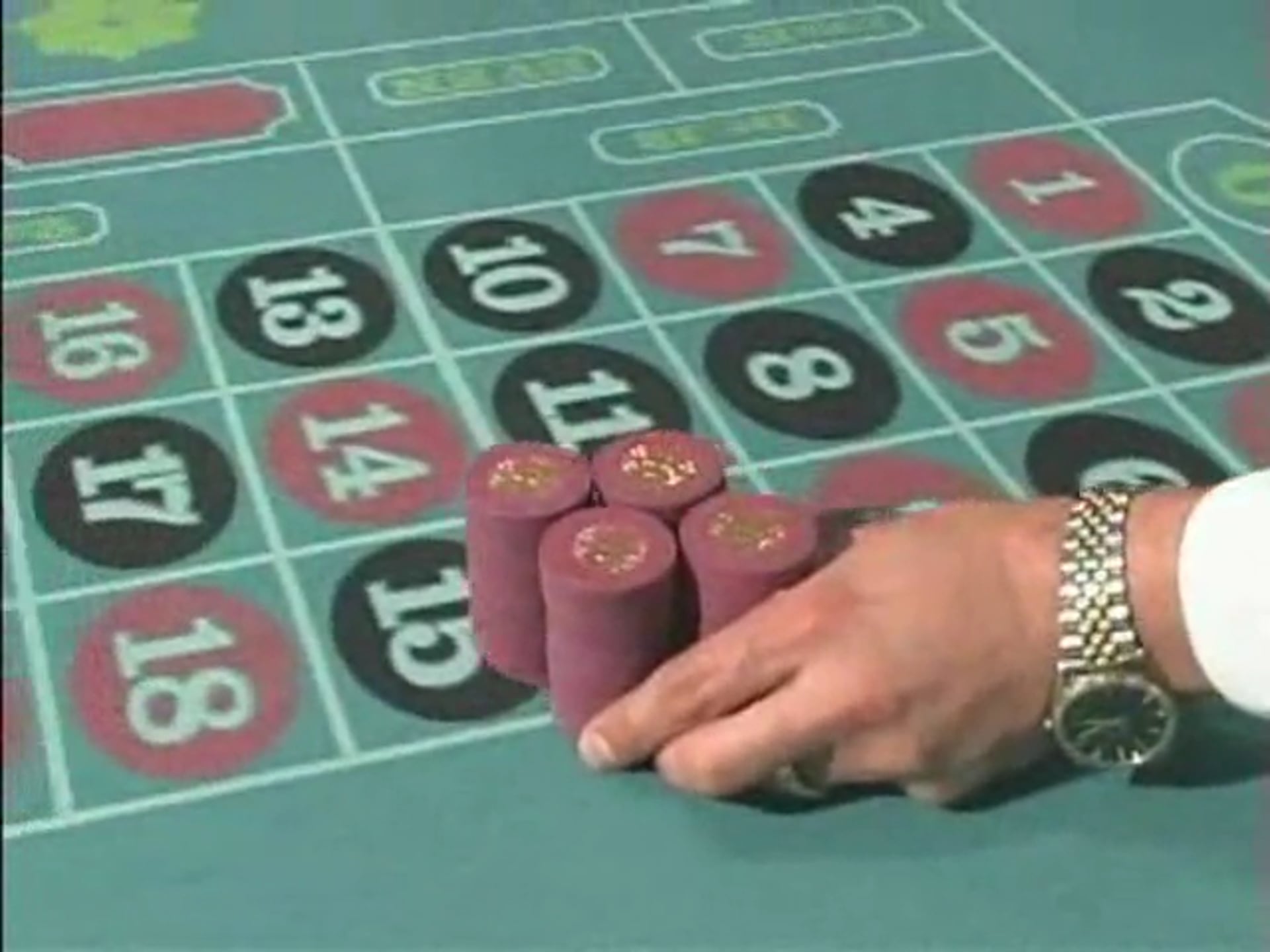 Training In Gaming | Learn How To Deal Roulette