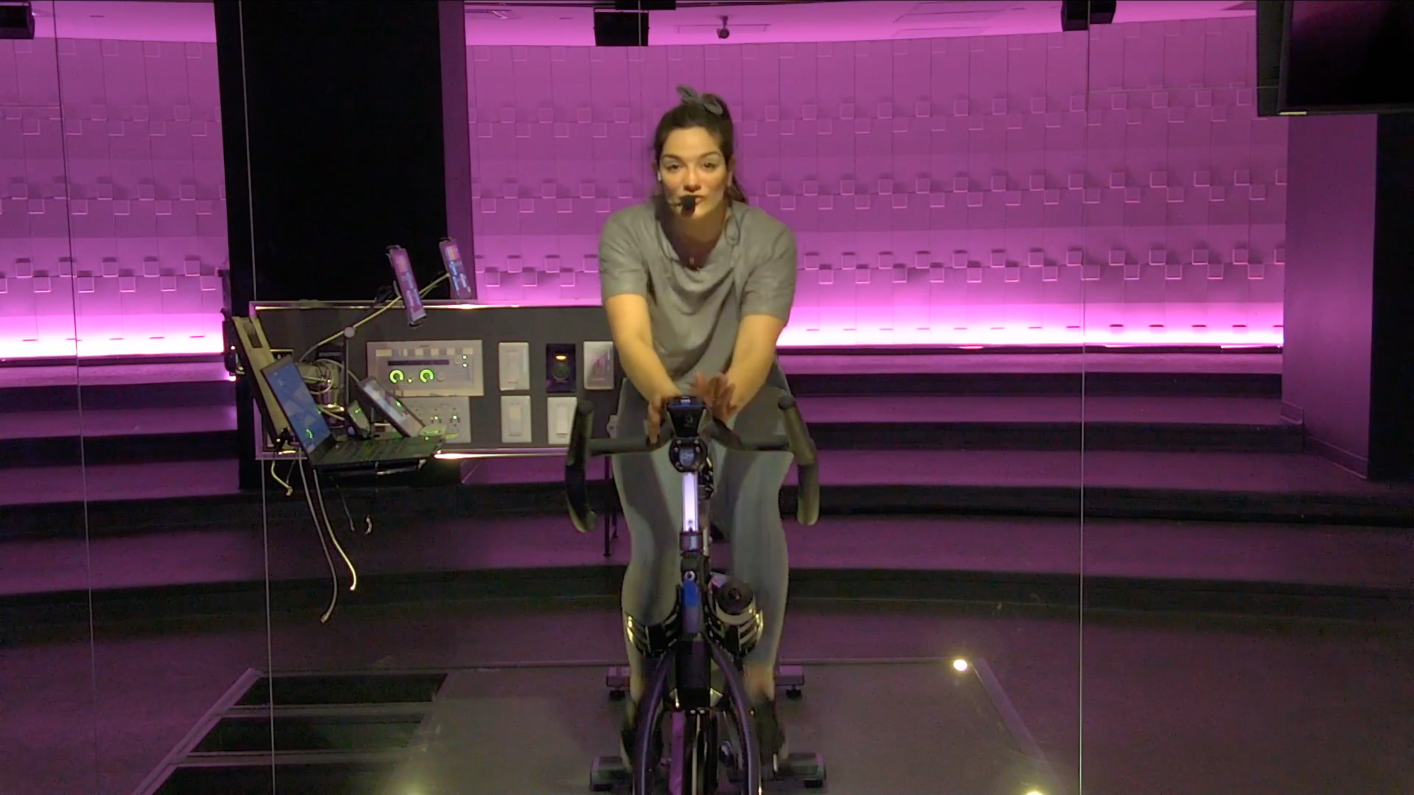 Cycle B.EAT 30 | 90s vs 2000s  | February 25.2021 | Jess