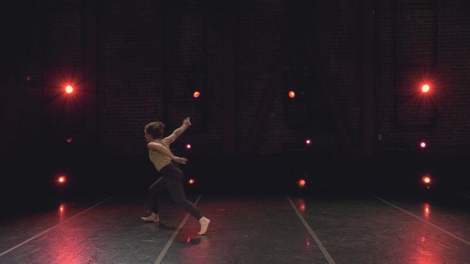 Intermediate / Advanced Contemporary with Amy Foley